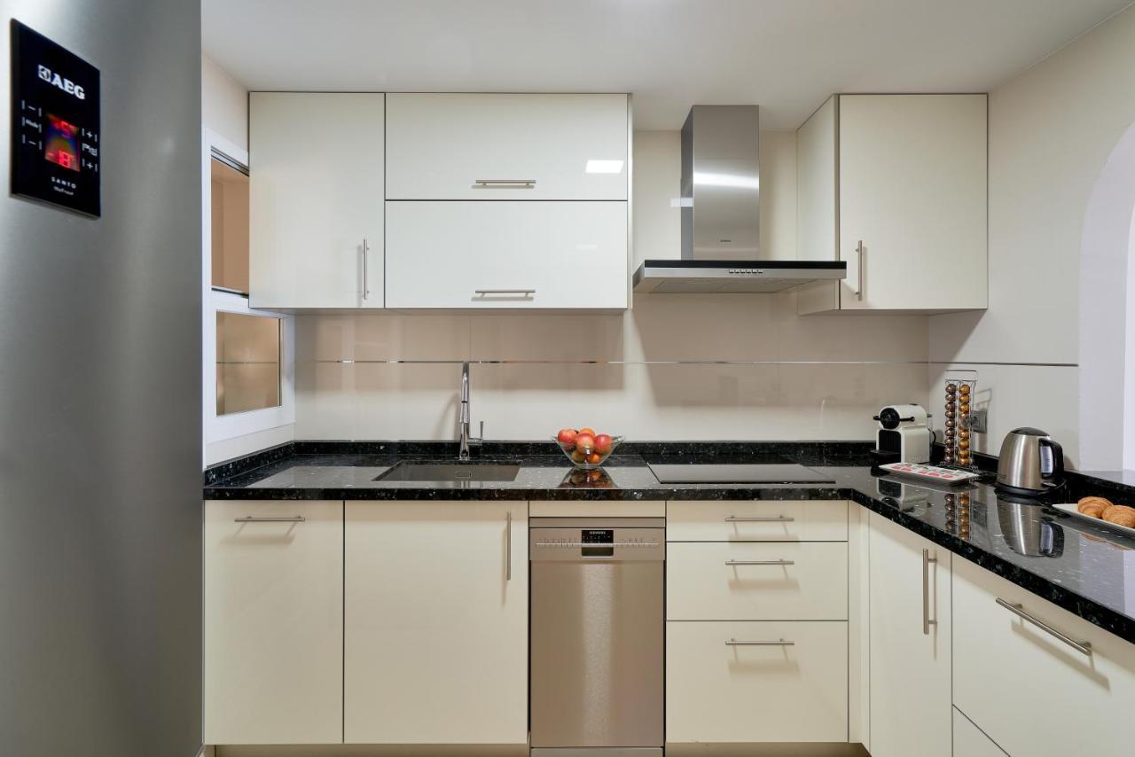 Neptuno Malaga Apartamento De Lujo رينكون ذي لا مْبيكتوري المظهر الخارجي الصورة