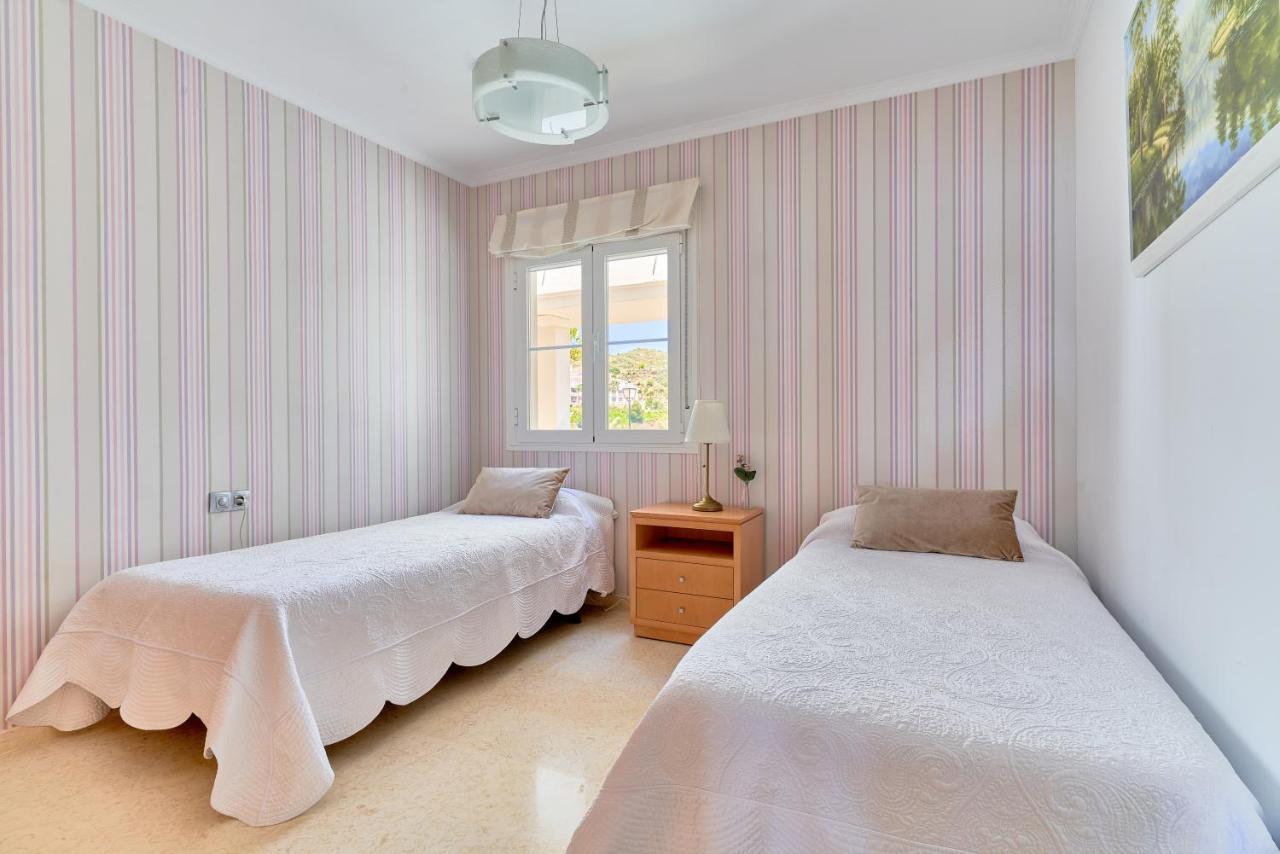 Neptuno Malaga Apartamento De Lujo رينكون ذي لا مْبيكتوري المظهر الخارجي الصورة