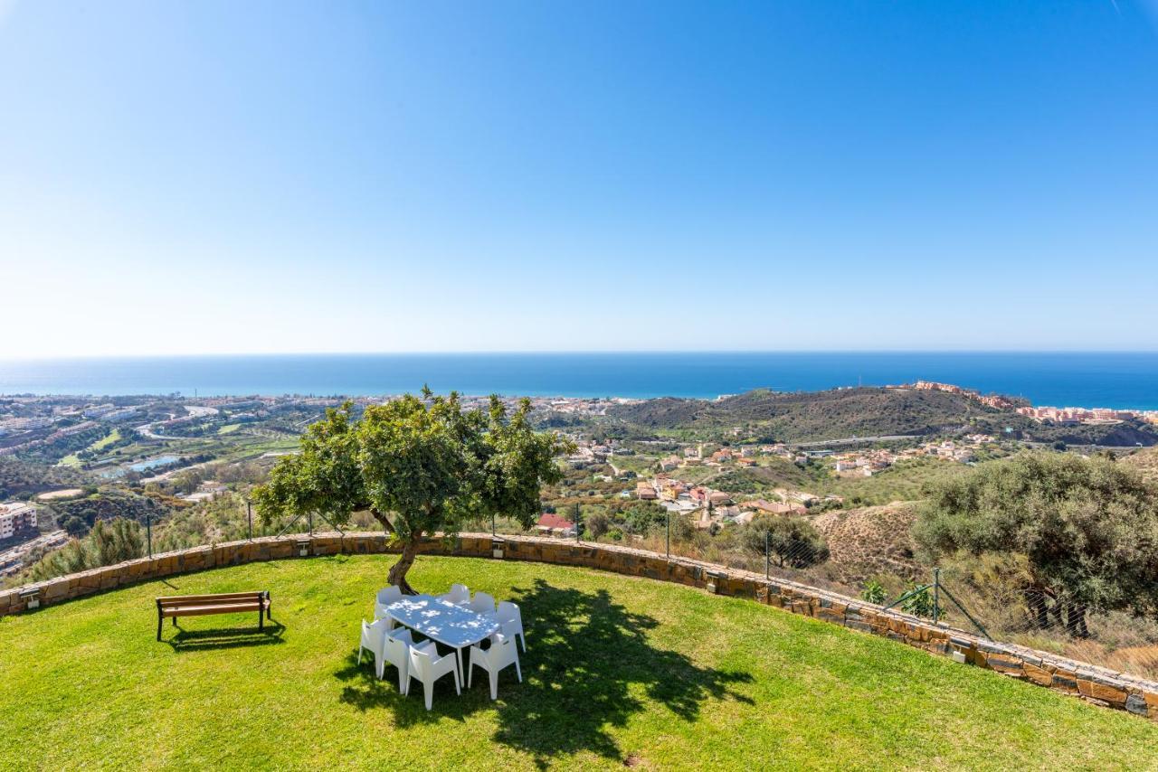 Neptuno Malaga Apartamento De Lujo رينكون ذي لا مْبيكتوري المظهر الخارجي الصورة
