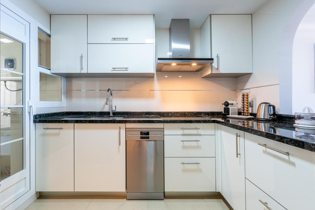 Neptuno Malaga Apartamento De Lujo رينكون ذي لا مْبيكتوري المظهر الخارجي الصورة